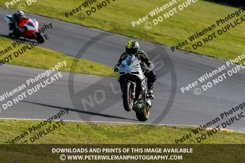 PJM Photography;anglesey no limits trackday;anglesey photographs;anglesey trackday photographs;enduro digital images;event digital images;eventdigitalimages;no limits trackdays;peter wileman photography;racing digital images;trac mon;trackday digital images;trackday photos;ty croes